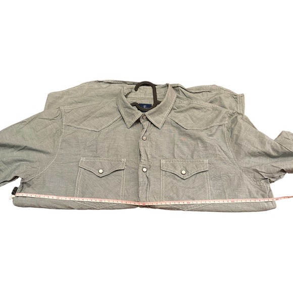 Short sleeve button down shirt - Picture 3 of 3